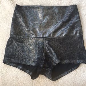 High waisted derby shorts